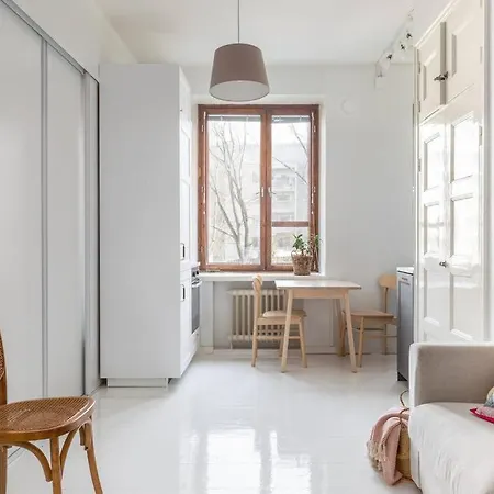 Apartman Charming With Garden Views Steps From Metro Helsinki